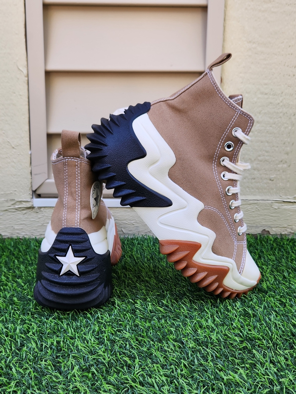 Converse Run Star Motion High Top Platform Sneaker Sand Dune Black A00851C